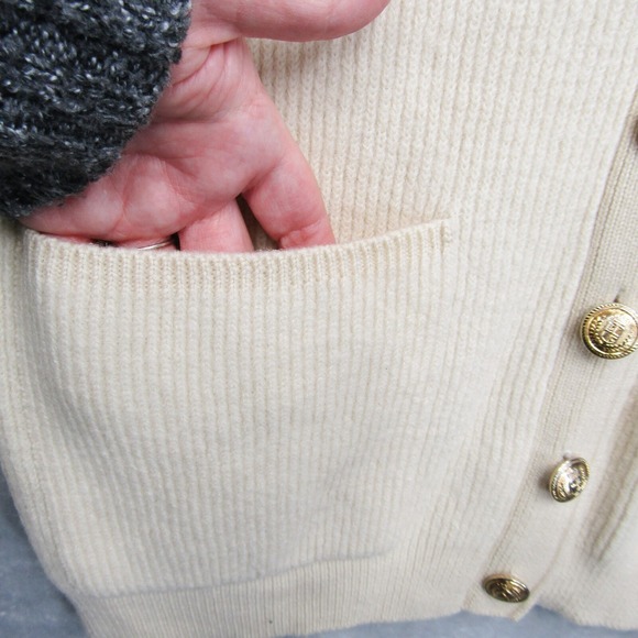 Liz Claiborne Womens M Merino Wool Logo Preppy Shield Cardigan Vintage Acadermic - Picture 9 of 10